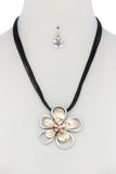 Two Tone Flower Pendant Pu Leather Necklace